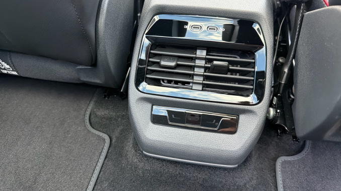 Volkswagen ID.4 250kW 4MOTION GTX Edition 79kWh 5dr Auto Electric Estate - Image 40